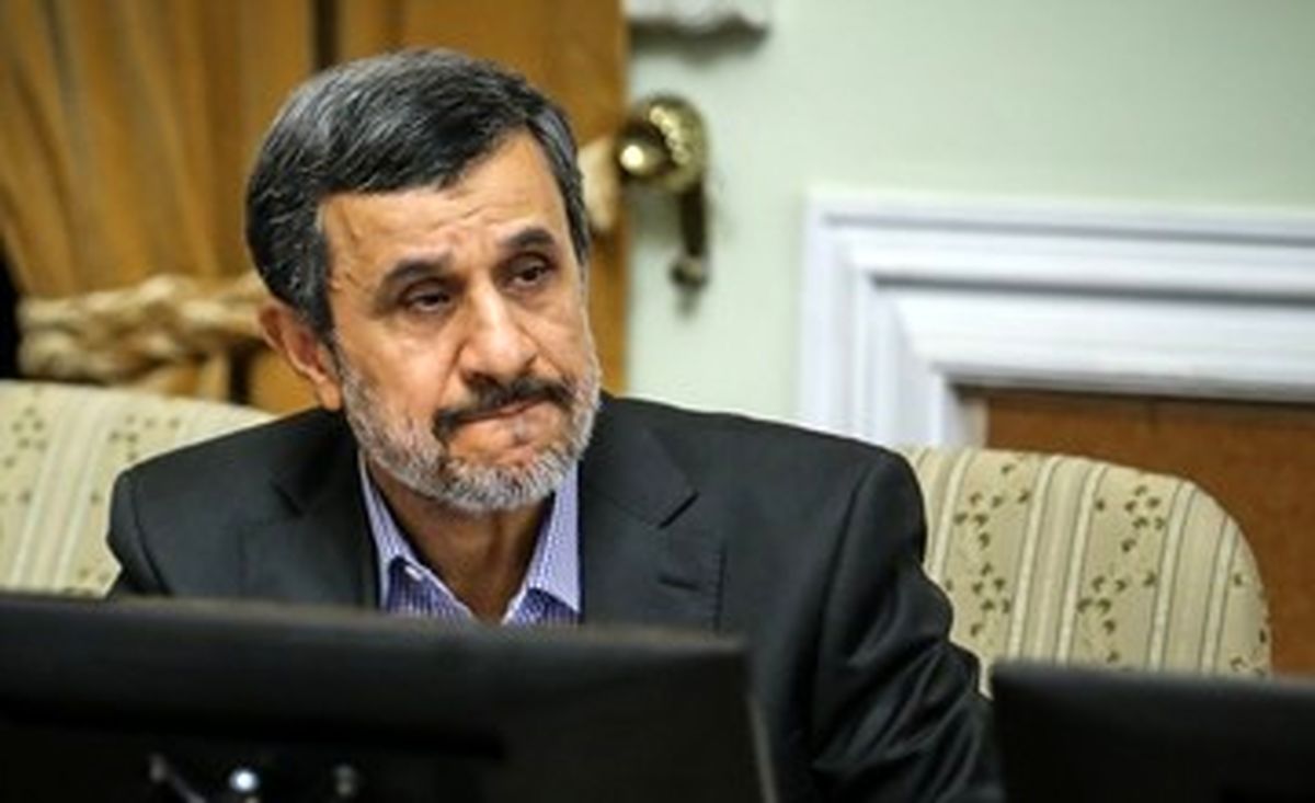 اگر زودتر احمدی‌نژاد را جمع نکنیم، برای نظام هزینه خواهد شد؛ خطر او برای نظام از بنی‌صدر هم بیشتر است