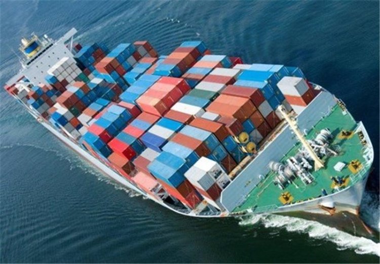 تراز تجاری کشور ۱۲ میلیارد دلار منفی شد؛ واردات از صادرات پیشی گرفت