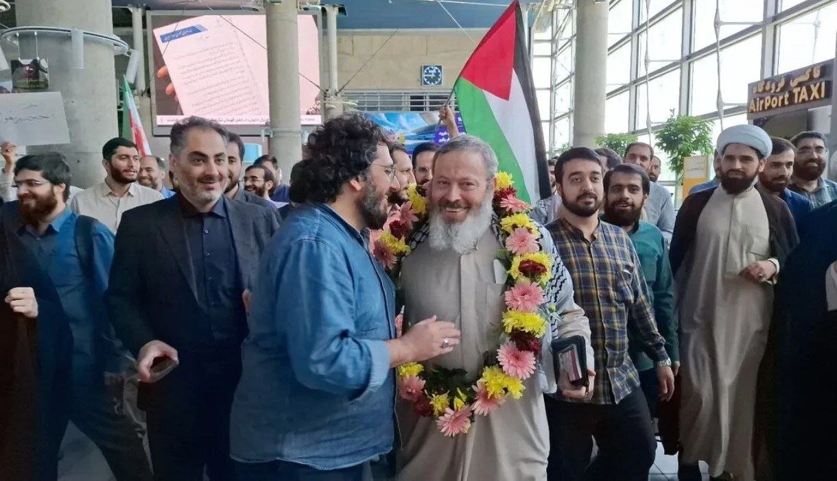 آتشی که قاسمیان در روزهای حساس مذاکرات با آمریکا روشن کرد/ اظهارات او مشکوک است!