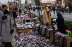 رشت در محاصره دستفروشان؛ شهرداری تنها مانده، پیاده‌روها اشغال شد!