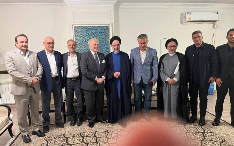 دیدار سیدمحمد‌خاتمی با فوتبالیست‌ها