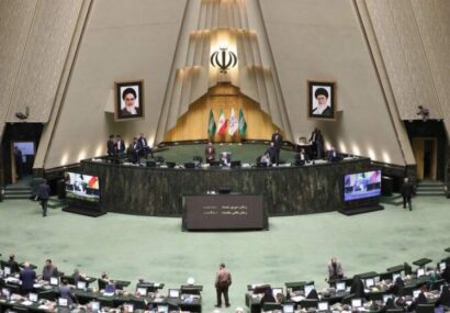 آیا نمایندگان بخاطر موافقت یا مخالف با استیضاح وزرا رشوه می‌گیرند؟