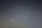 ایران ۶ موشک به سمت پایگاه آمریکا در قطر پرتاب کرد/ موشک های سپاه در آسمان دوحه +جزئیات