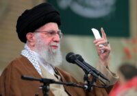 مداح اهل بیت: از امشب مجلس روضه رهبر انقلاب برقرار است