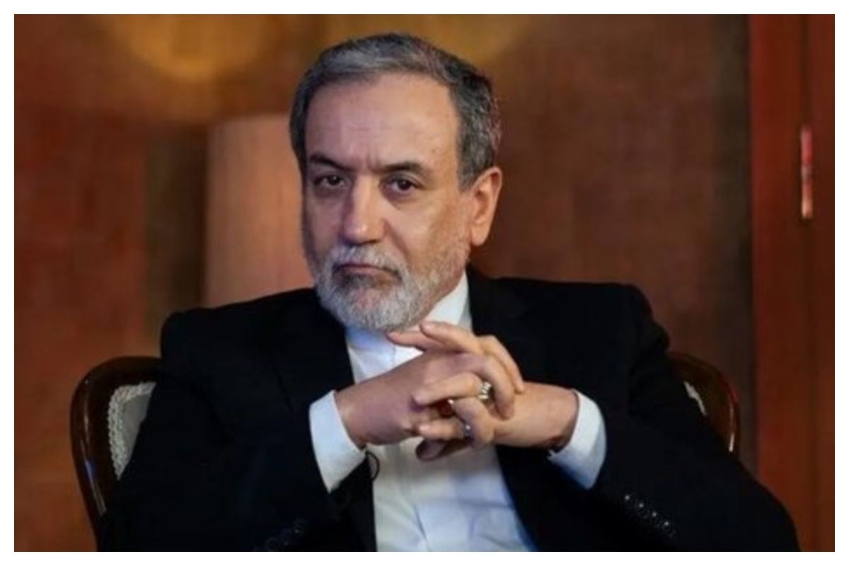واکنش جالب عراقچی به پیشنهادها برای نامگذاری دختر نوزادش + فیلم