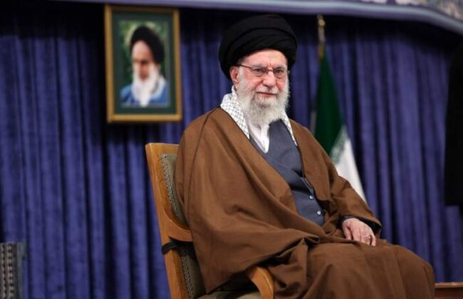 رهبر انقلاب خطاب به رئیس جمهور آمریکا: اصلاً شما چه کاره هستی؟!