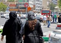 تلاش رادیکالها برای بازگرداندن حجاب به کانون منازعه تلاش رادیکالها برای بازگرداندن حجاب به کانون منازعه