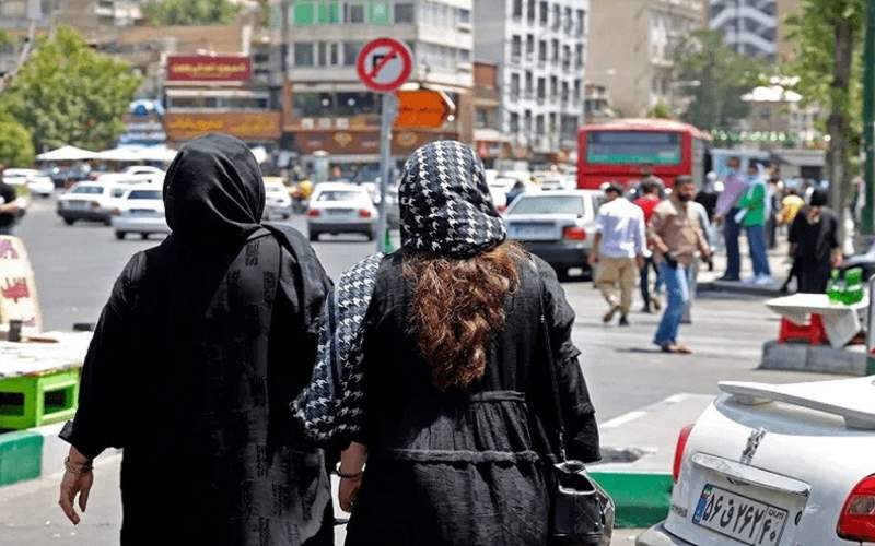 تلاش رادیکالها برای بازگرداندن حجاب به کانون منازعه