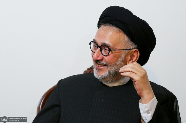 ابطحی: صداوسیما مخاطب ندارد/ پولی که برای صداوسیما خرج شود، نوعی اختلاس است!