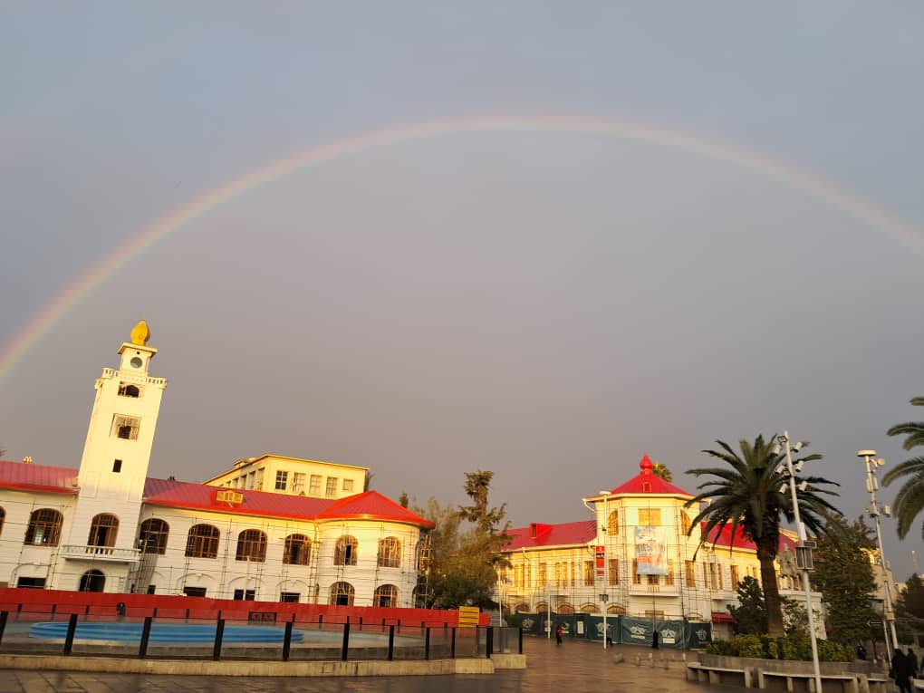 رنگین کمان زیبا بر فراز شهر رشت+فیلم