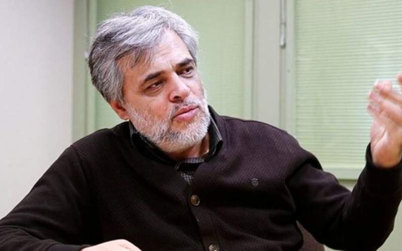 استفاده مخالفان آزادی اینترنت از خط سفید منافقانه است